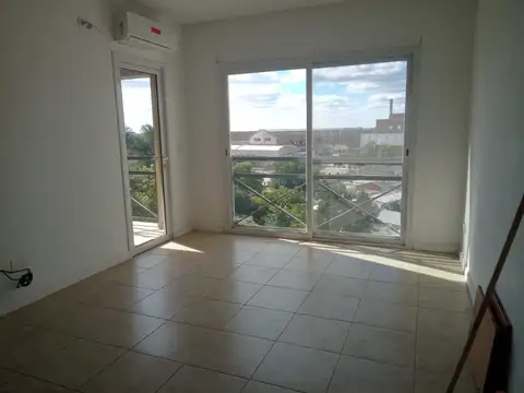 Vendo Depto Céntrico monoambiente con Vista Al Puente Brazo Largo, Zarate