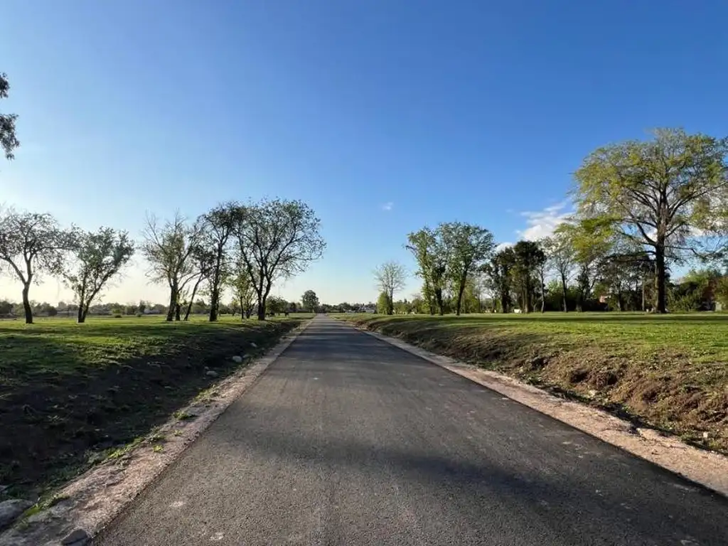 Lotes en venta en las Clemencias en Pilar