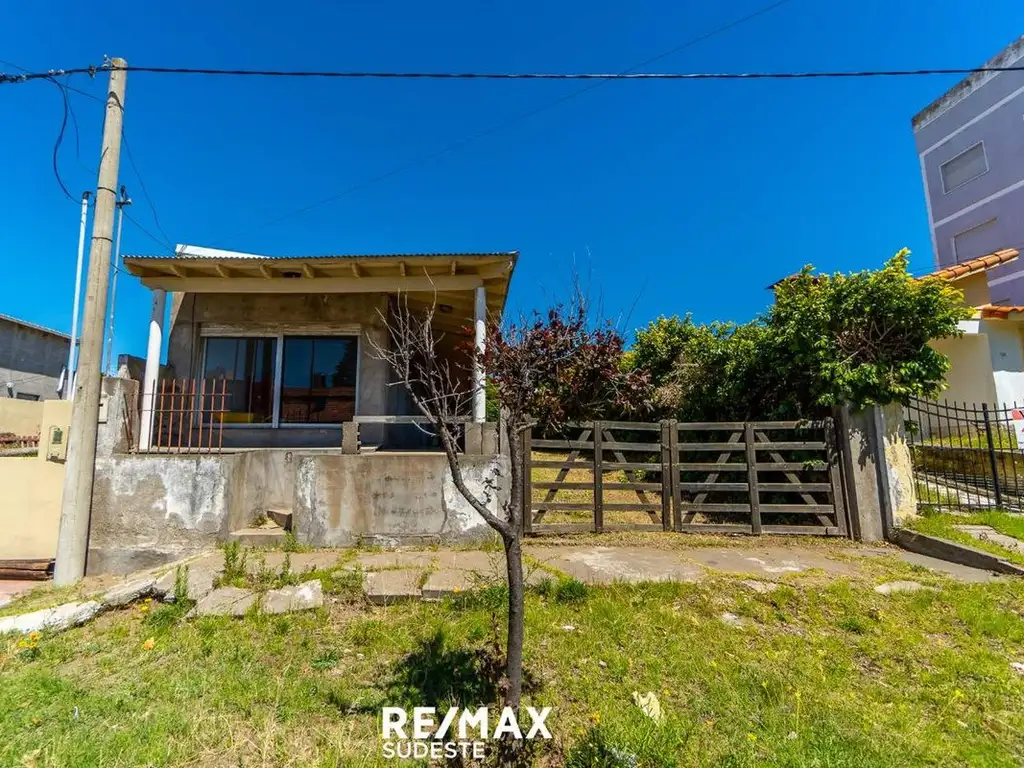 CASAS A UNA CUADRA DEL MAR, IDEAL INVERSIONISTAS