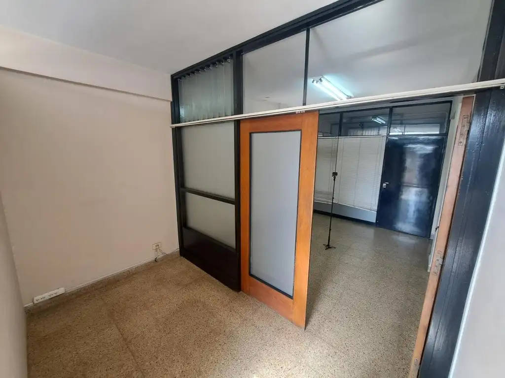 Se Vende Oficina Comercial en El Centro de Córdoba