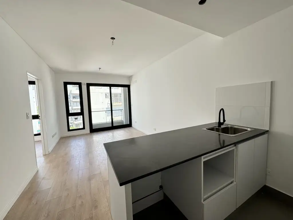 Venta de Departamento 2 Amb a Estrenar Piso 7 - Caballito