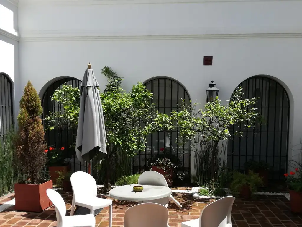 Lote/Casa de estilo colonial en Venta - 965m2 - San Telmo