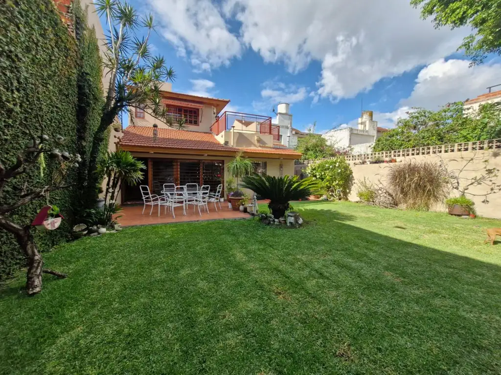 Casa - Venta - Argentina, Caseros - Esqui?  5100