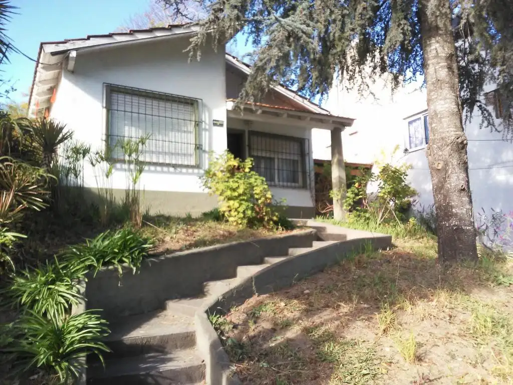 Casa (en PH) - Venta - Villa Gesell - 3 Ambientes