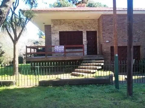 Hermosa casa en Santa Teresita. Muy Buena 