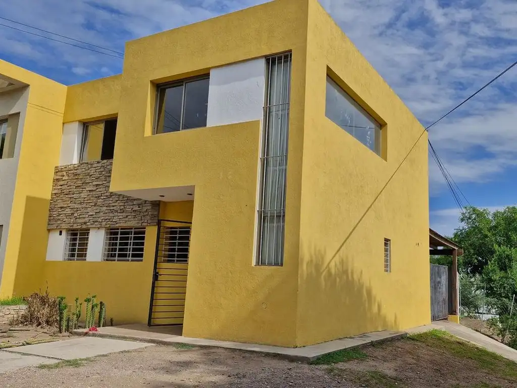 Venta Duplex Housing 3 Dormitorios Villa Warcalde