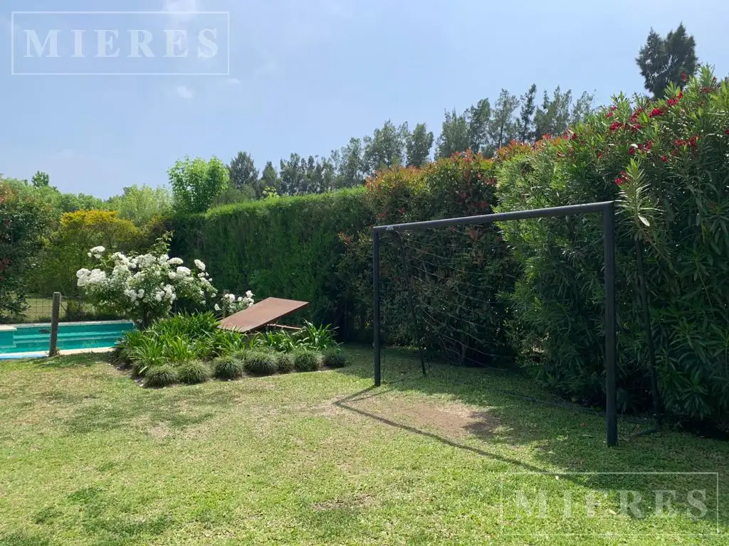 Muy linda casa en alquiler de verano en Laguna del Sol