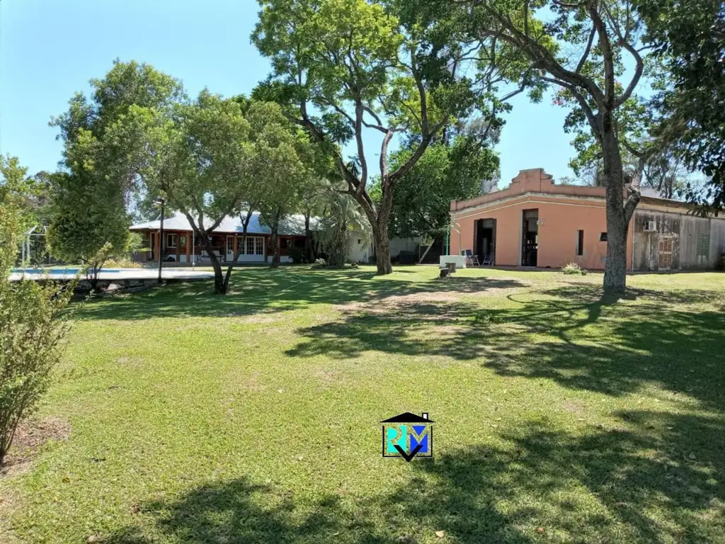 Casa estilo colonial en acceso a Puerto Yeruá