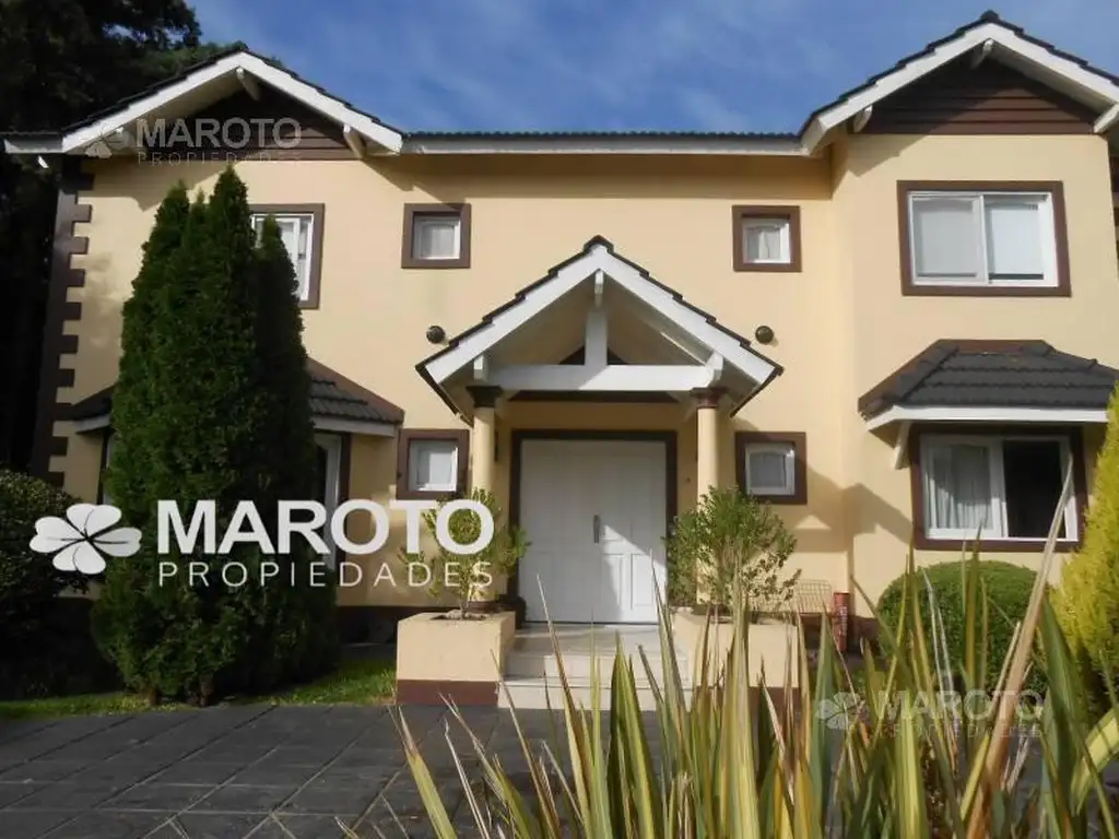 CASA EN VENTA EN MASCHWITZ PRIVADO – MAROTO PROPIEDADES