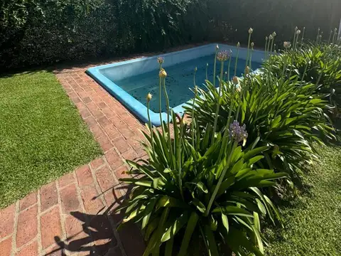 CASA EN VENTA EN PERGAMINO CON PILETA