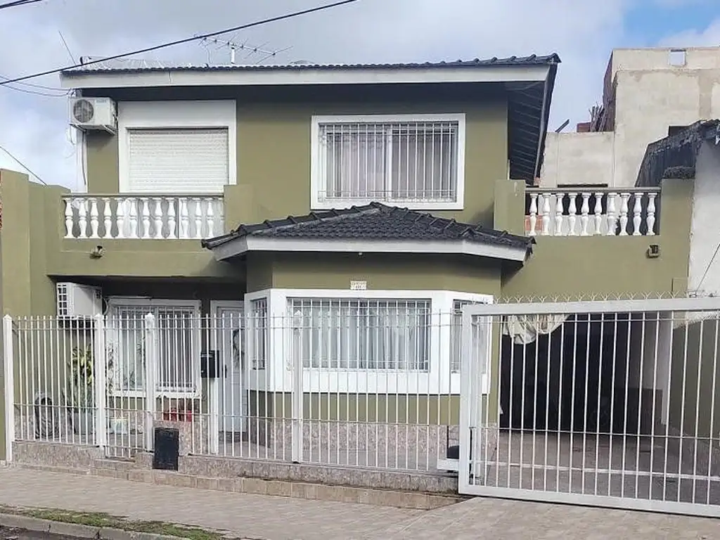 Casa  en Venta en Pilar,  G.B.A. Zona Norte - VRU0066_LP586427_1