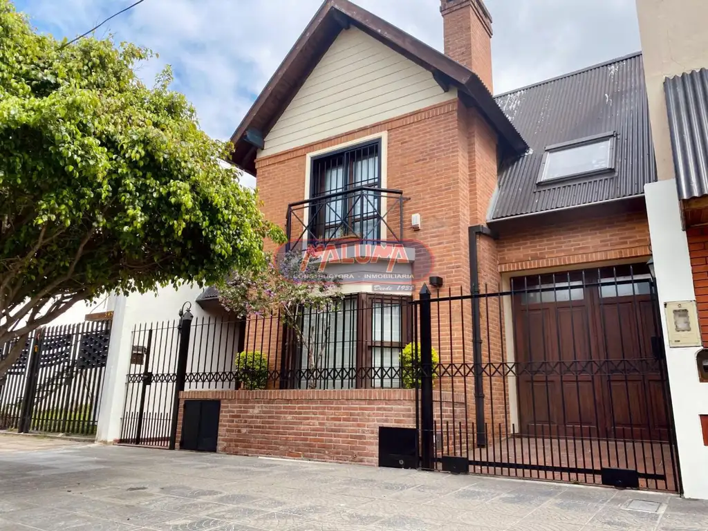 Casa - Venta - Argentina, Capital Federal - Acassuso 5400