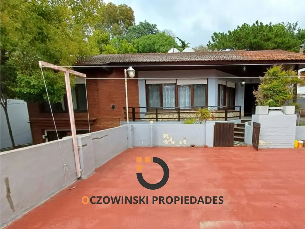 CHALET + LOCALES A LA VENTA EN BLOCK