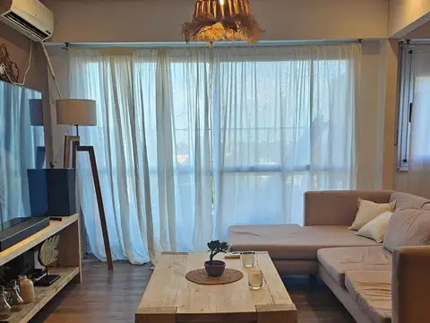 Departamento de 3 ambientes en venta, en Martínez.