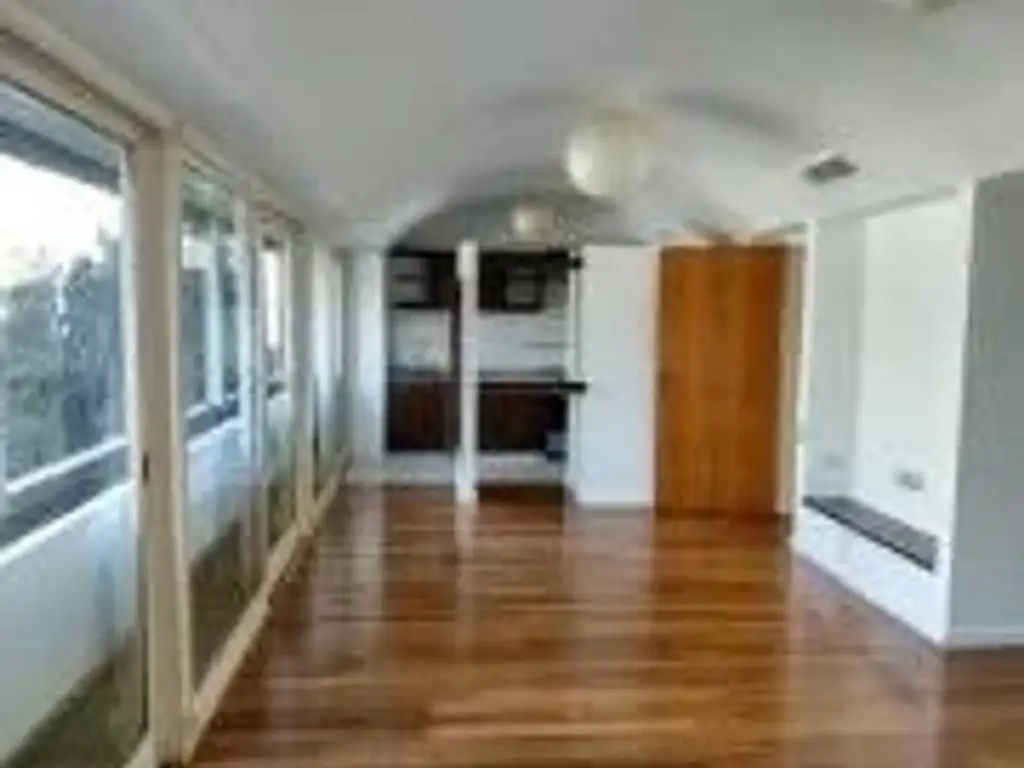 Hermoso semipiso 3 amb, acceso privado, muy luminoso!