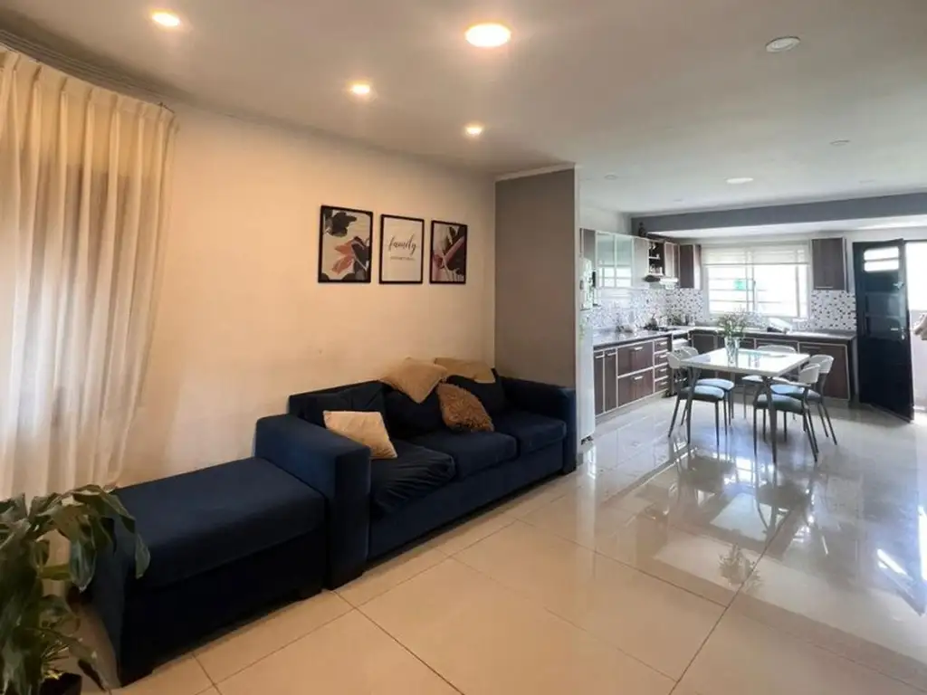 CASA EN VENTA MALVINAS ARGENTINAS 6400 WILDE