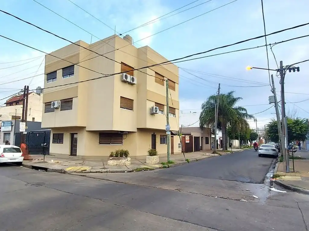 Venta departamento 3 ambientes terraza Ramos Mejia