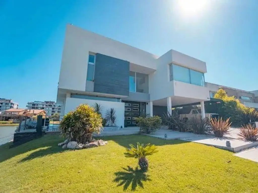 Excelente Casa en el Mejor Lote del Country, Nuevo Quilmes!