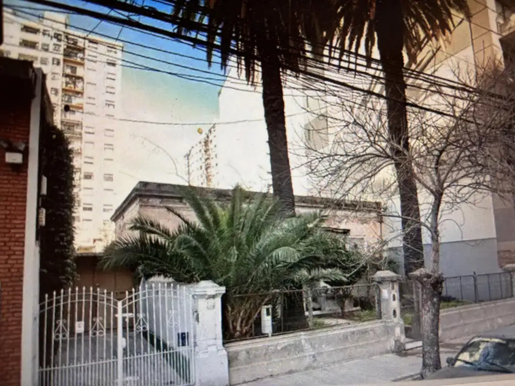 Galpón en venta en Villa Luro, (cerca de centros comerciales)