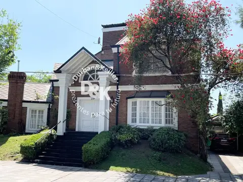 Casa en alquiler de 4 dormitorios en Camino Real