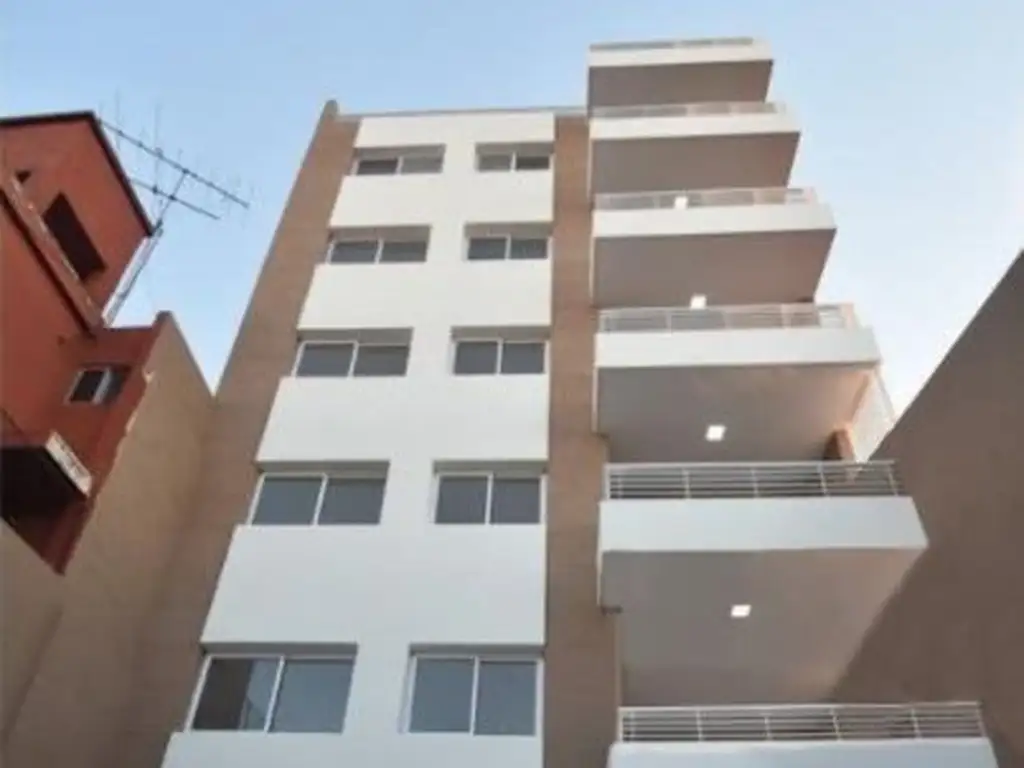 VENTA DEPARTAMENTO 3 AMBIENTES SAENZ PEÑA