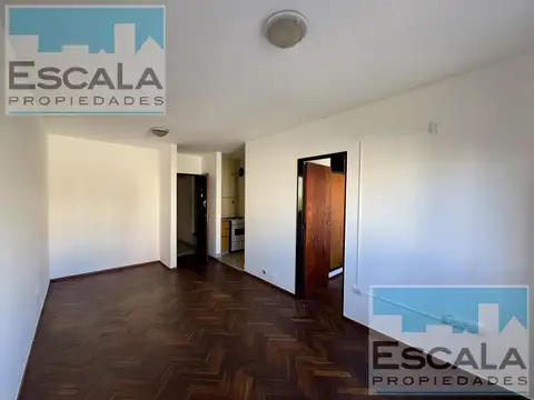 DEPARTAMENTO 1 DORM  CON COCHERA EN VENTA / OPORTUNIDAD