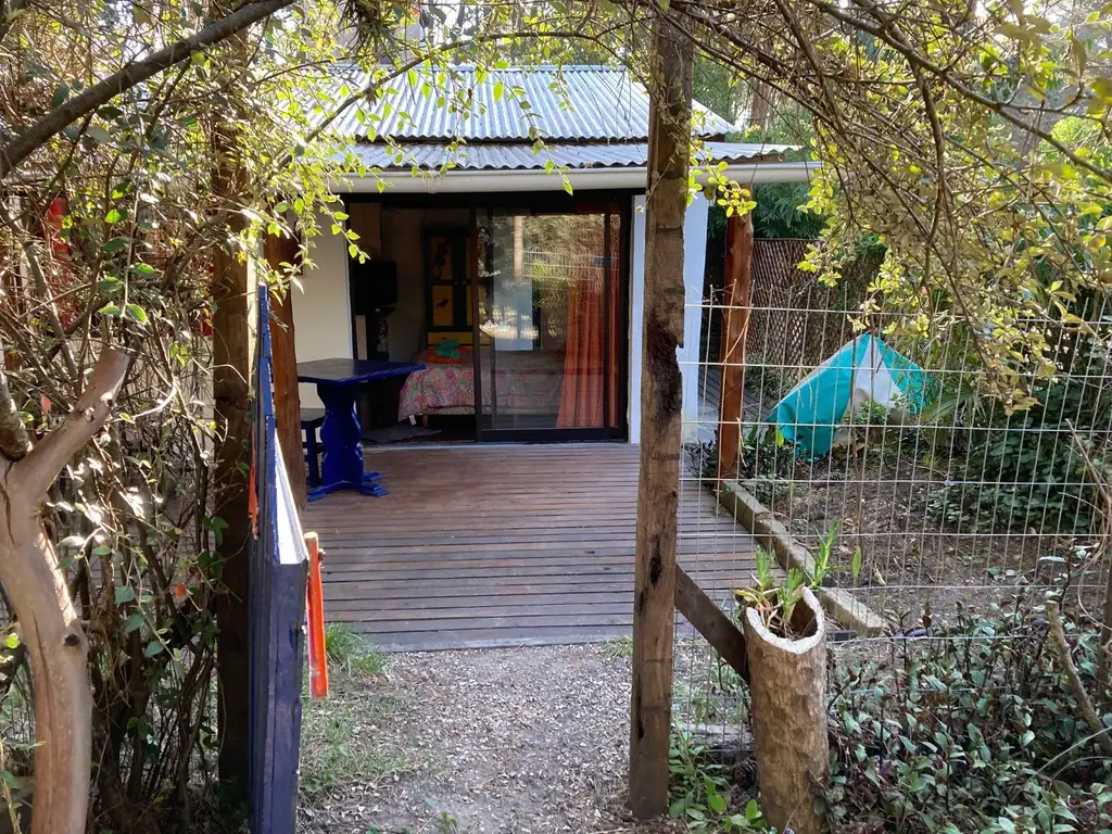 Hermosa casita del bosque, para disfrutar de la naturaleza en Carilo.