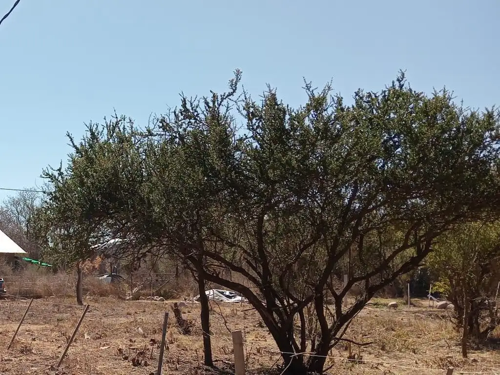 Terreno lote 06 Escritura Capilla del Monte Barrio Aguas Azules límite Las Gemelas con Servicios