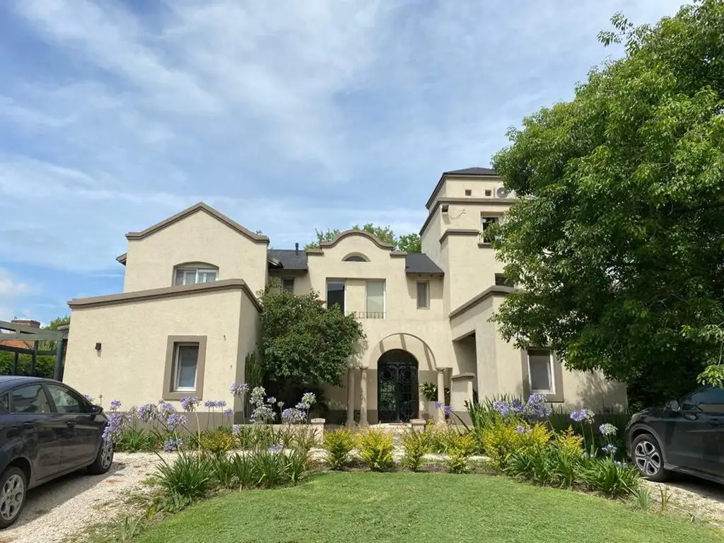 ALQUILER TEMPORARIO CASA EN LOS LAURELES