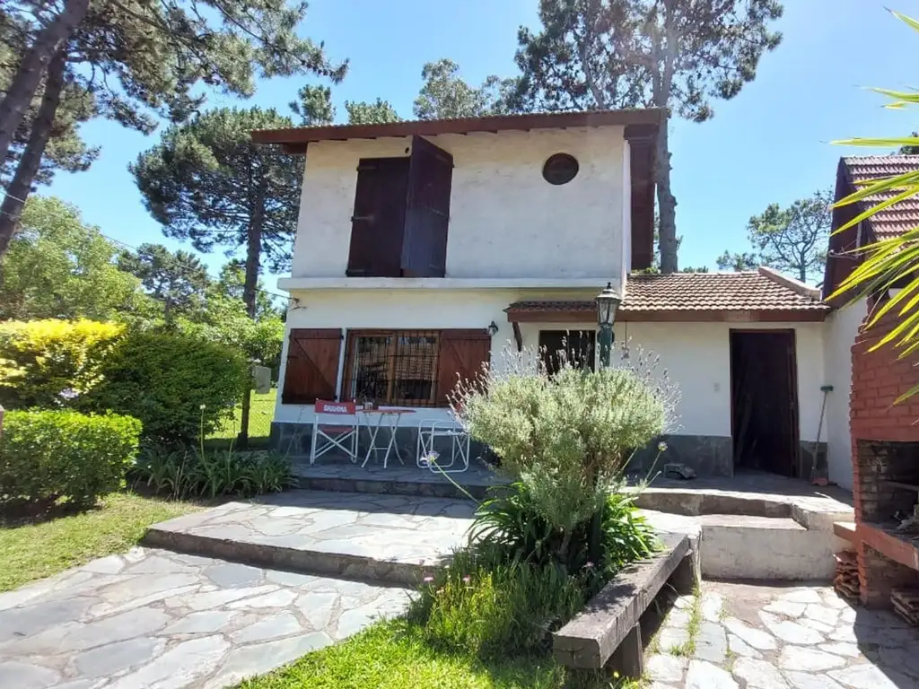 Casa en alquiler - Barrio Norte - Villa Gesell