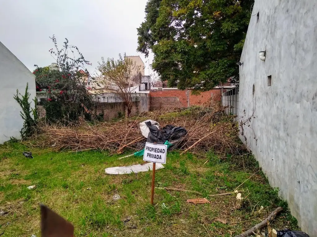 Terreno - Esc.-Centro