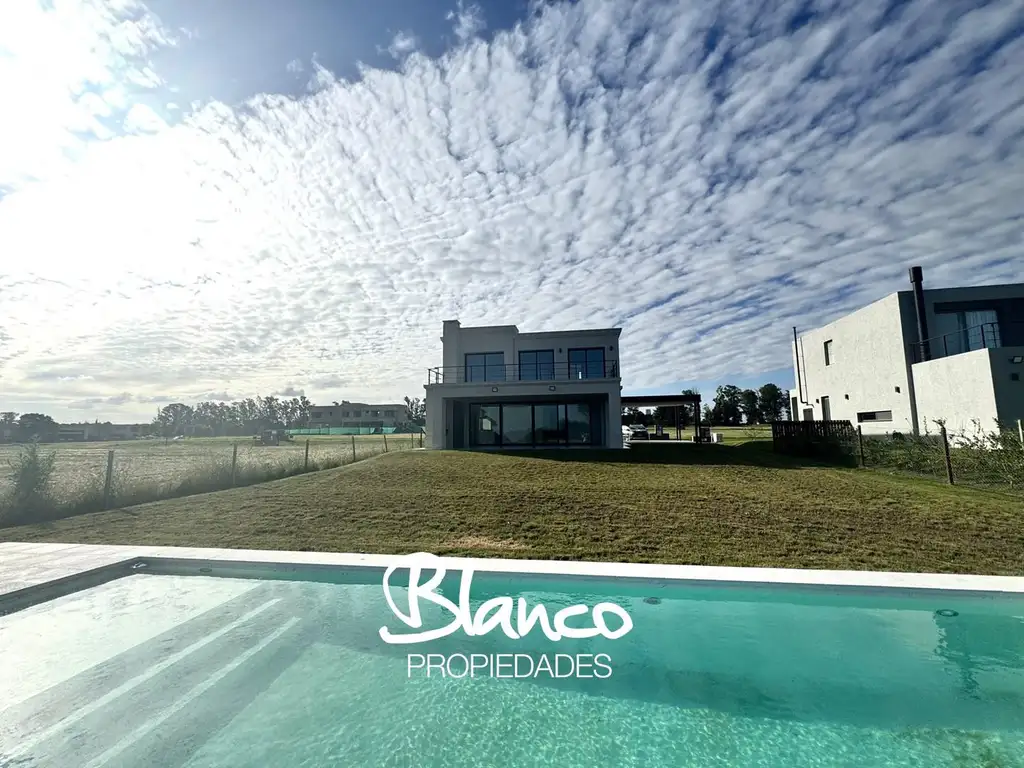 Casa  en Venta en Pilar Golf, Pilar, G.B.A. Zona Norte