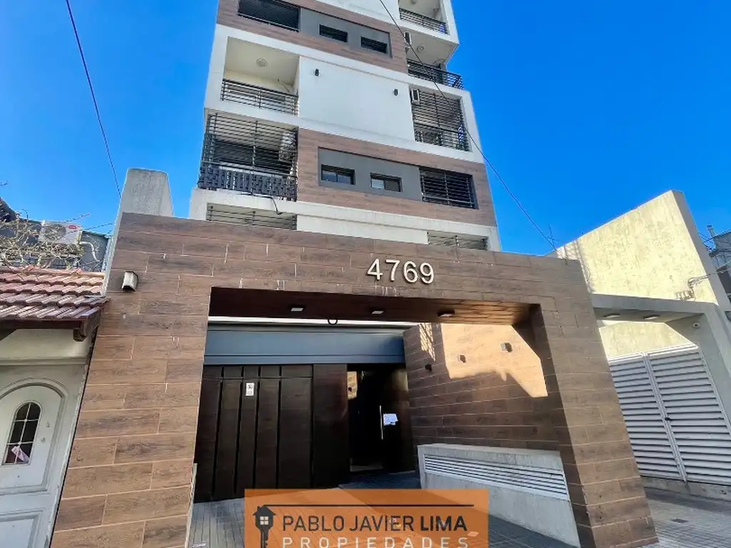 VENTA DE DEPARTAMENTO 2 AMB + COCHERA EN CASEROS - TRES DE FEBRERO