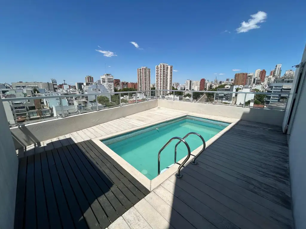 Monoambiente en ALQUILER  o VENTA, Belgrano C, con Amenities Pileta  y Parrilla