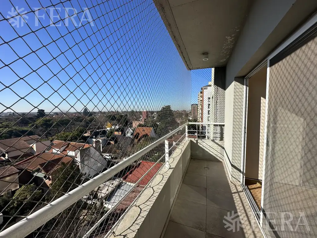 Venta departamento 3 ambientes con balcón en Quilmes