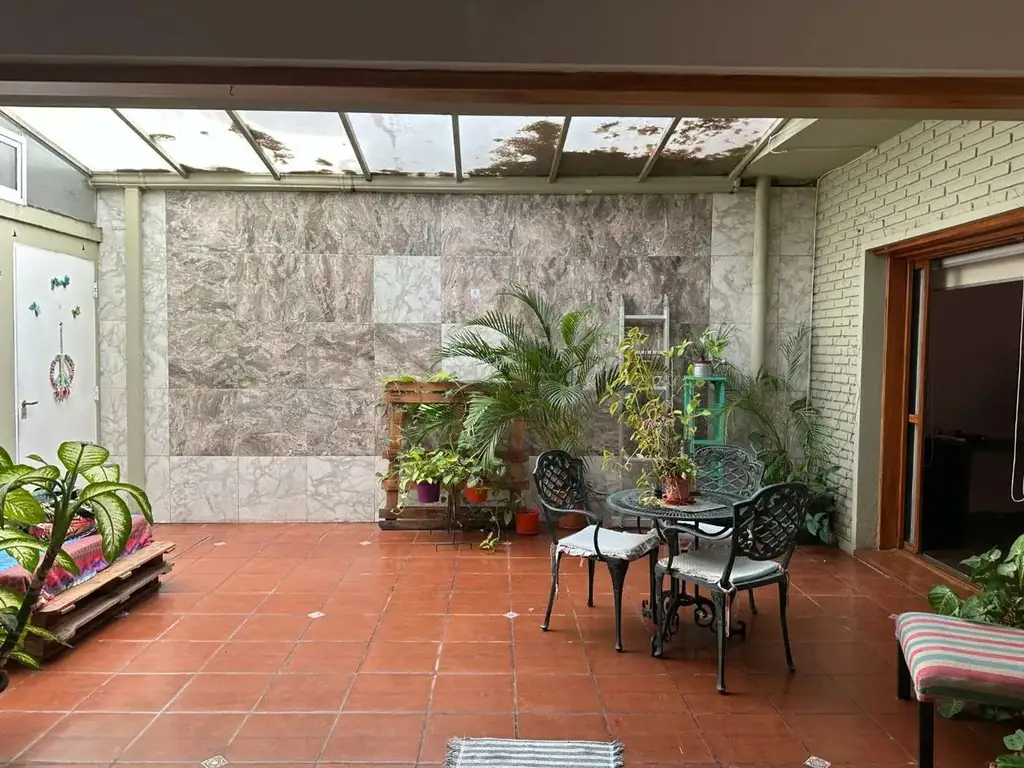 Vendo en Villa Gral Mitre, PH de 5 ambientes patio y terraza