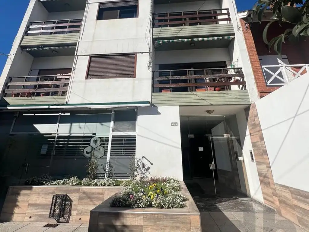 Departamento en venta 3 ambientes con balcon al frente