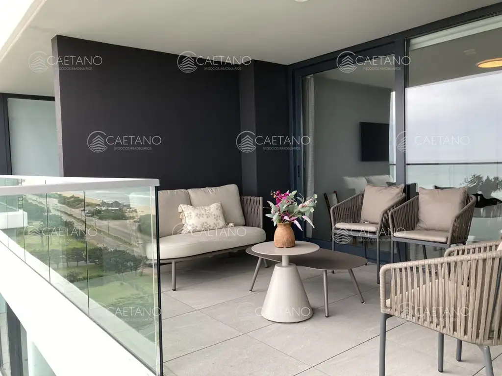 Apartamento en Alquiler en Punta del Este, de 3 dormitorios.