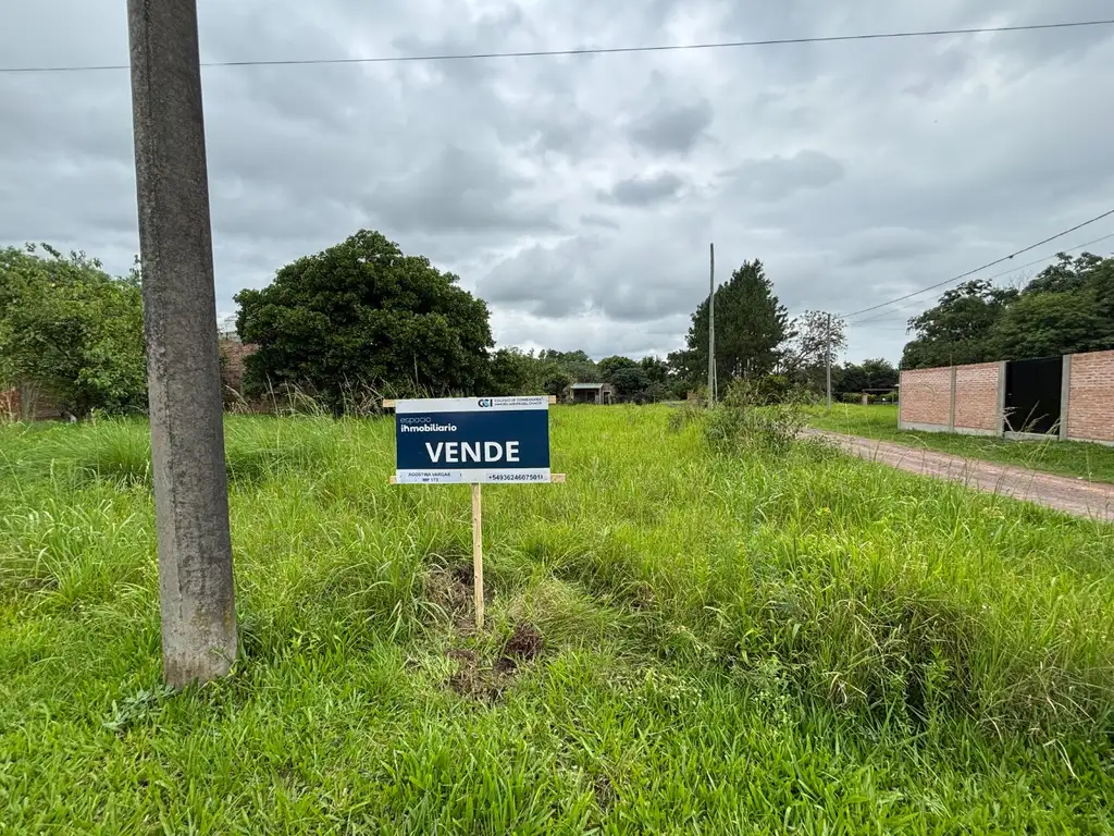 El Terreno Perfecto en la Ciudad Botánica: 800 m2 con Doble Frente para Tus Sueños