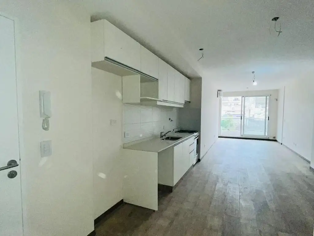 Monoambiente  en Venta Frente c/Balcón Terraza - Boedo