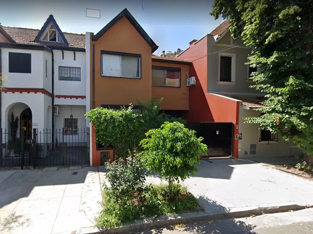 Venta Casa 4 dormitorios 51 años, 145m2, 1 cochera, Franklin Delano