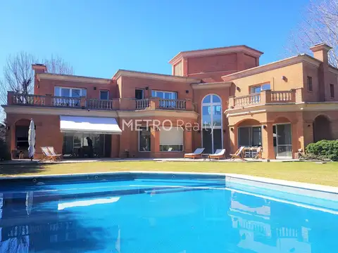 Casa en Venta 3 dorm. en Suite en Mayling C.C - Foto 0
