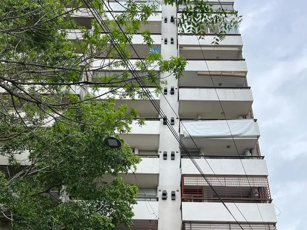 Departamento en  Barrio Echesortu un dormitorio con balcon