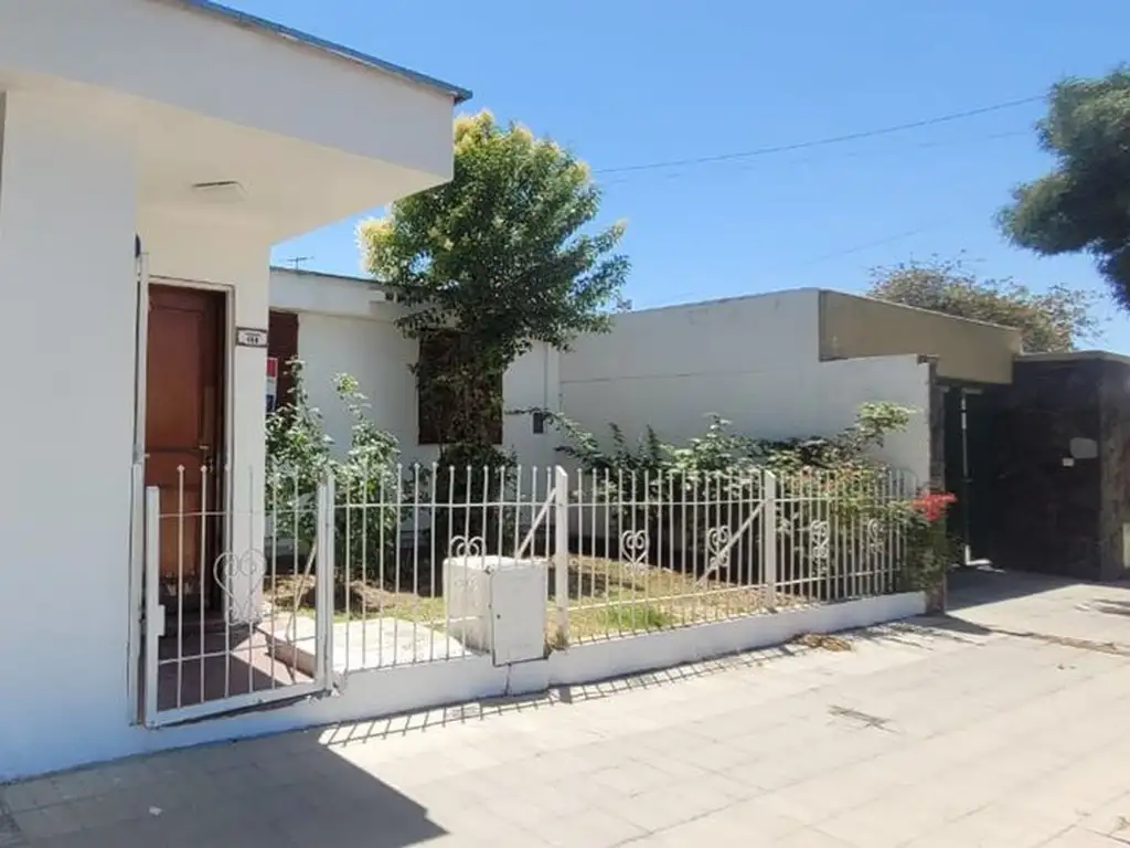 CASA EN VENTA CARRODILLA