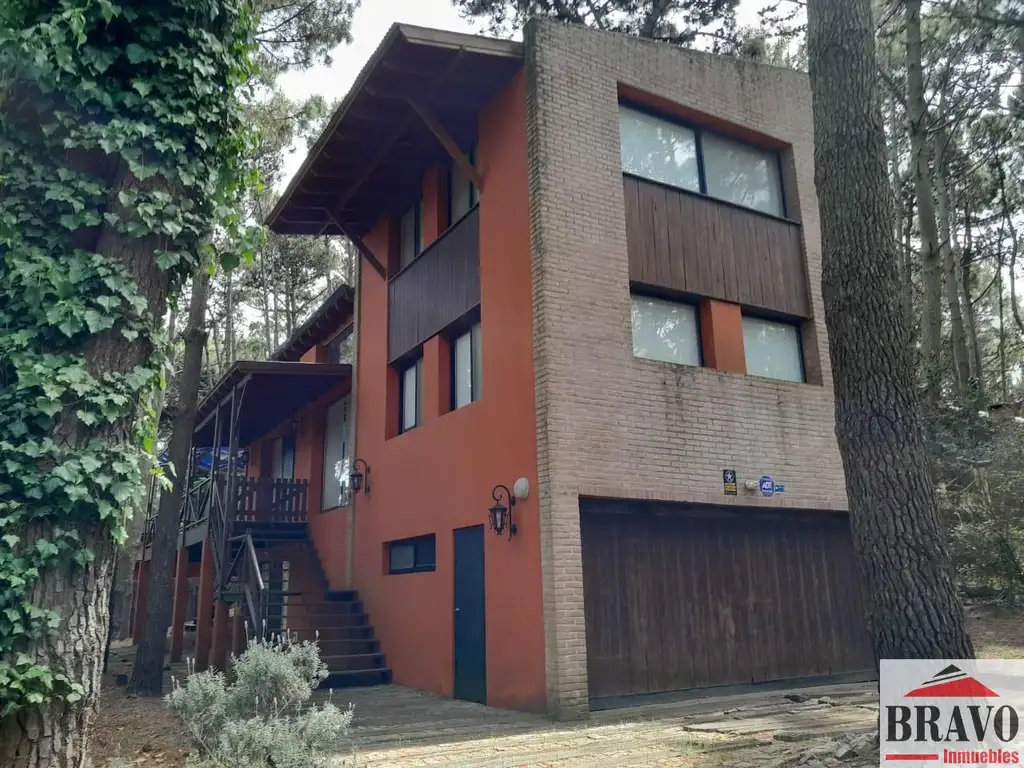 CHALET DE 3 AMBIENTES RUSTICO - Mar de las Pampas | Cod.0577 |