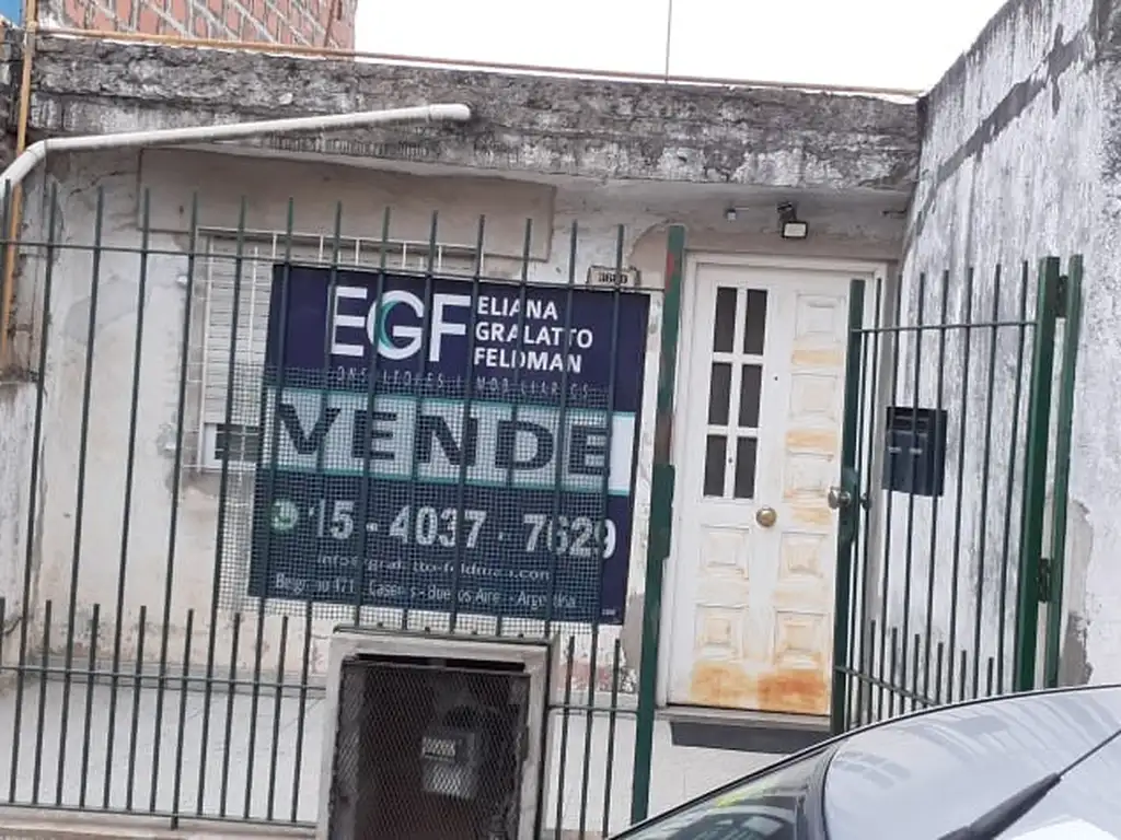 VENTA OPORTUNIDAD BARRIO DERQUI