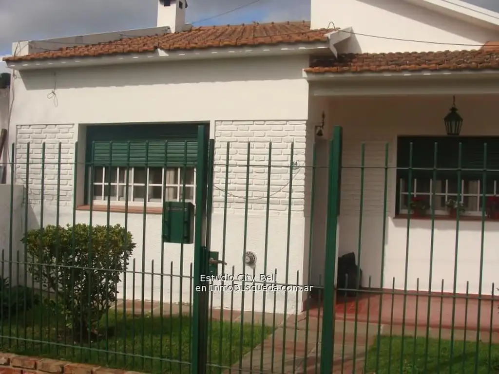 Casa - Venta - Argentina, City Bell