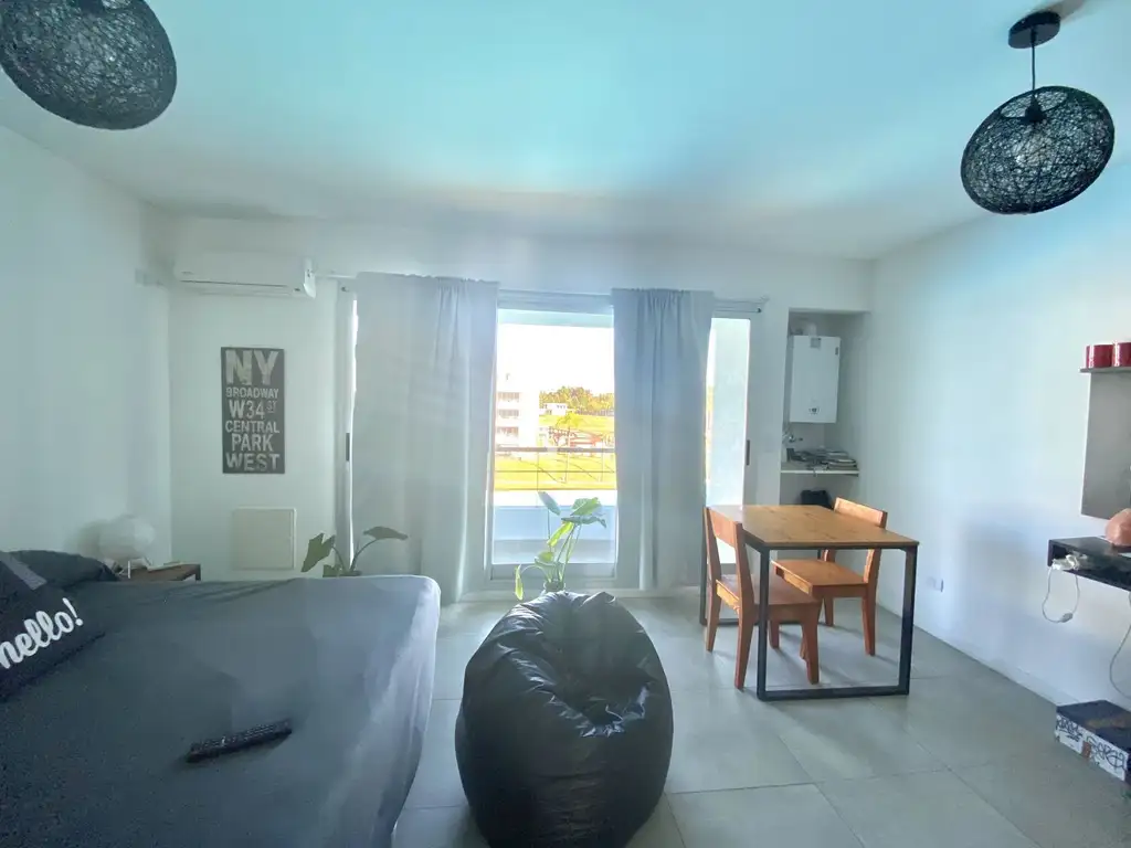 DEPARTAMENTO EN VENTA CON VISTA A LA LAGUNA