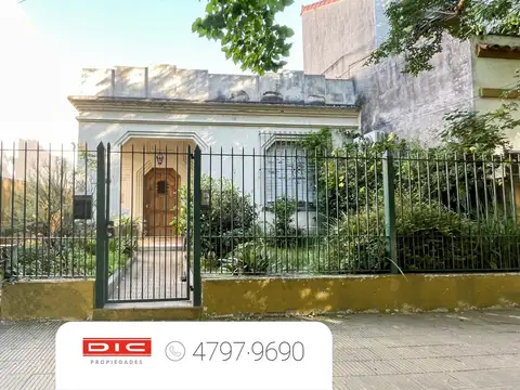 Casa 1 dormitorio Venta - Barrio Vicente López