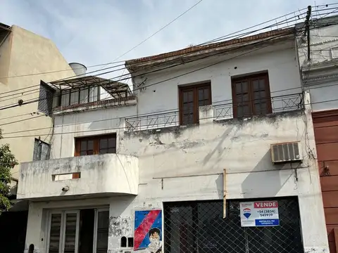 VENTA CASA BARRIO CENTRO CATAMARCA 10 AMBIENTES